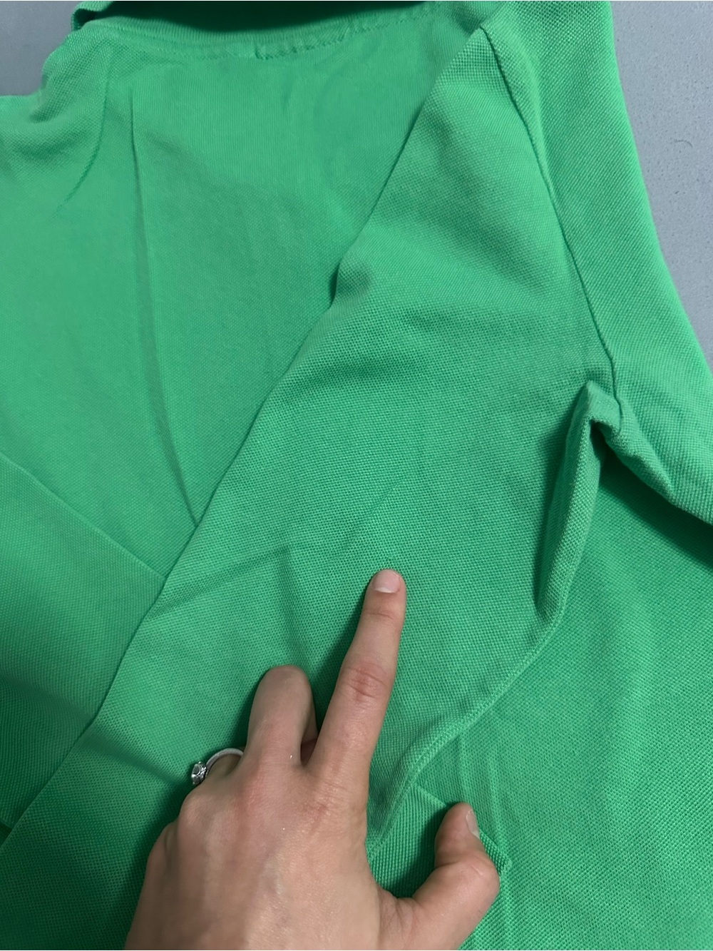đ¸ Lacoste Womenâs Green Long Sleeve Stretch PiquĂŠ Polo Shirt Size 4 Small - Picture 8 of 9